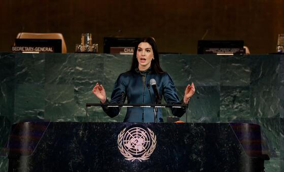 Malala y Anne Hathway defienden a la mujer, guerra en Oriente Medio, drogas sintéticas... Las noticias del lunes